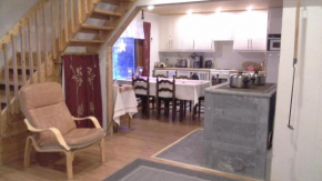 Отель Aamuruskon Holiday Home  Lankojärvi